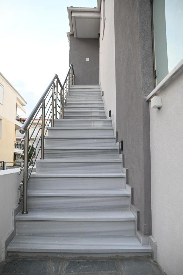 Néa Péramos Faidra Apartments מראה חיצוני תמונה