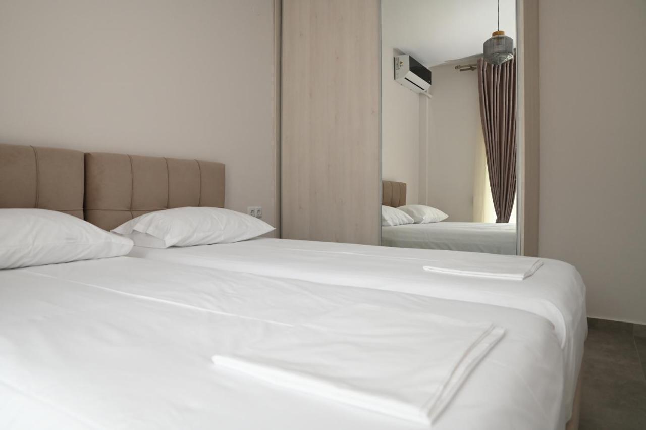 Néa Péramos Faidra Apartments מראה חיצוני תמונה
