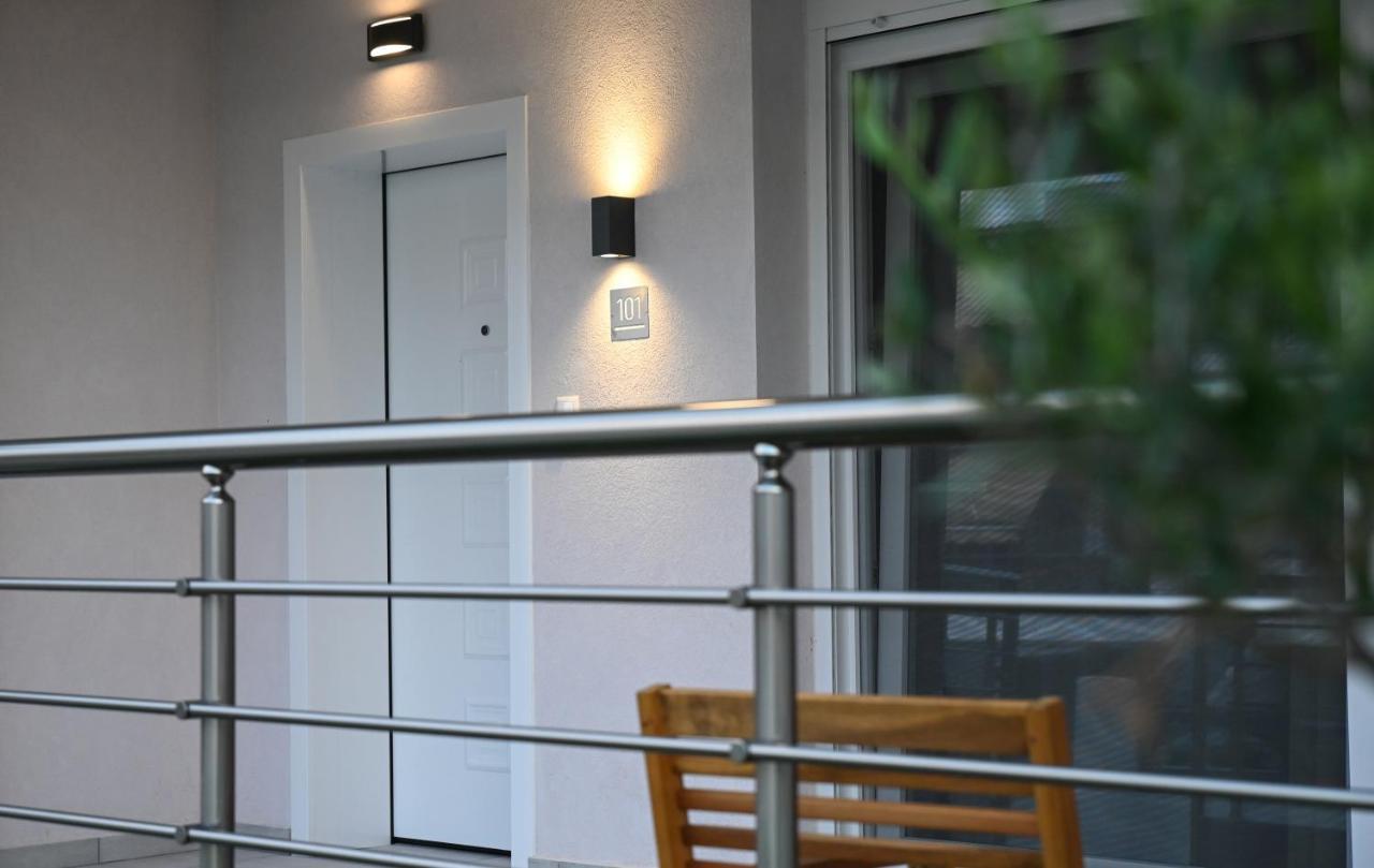 Néa Péramos Faidra Apartments מראה חיצוני תמונה
