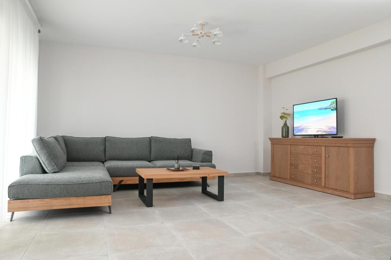 Néa Péramos Faidra Apartments מראה חיצוני תמונה