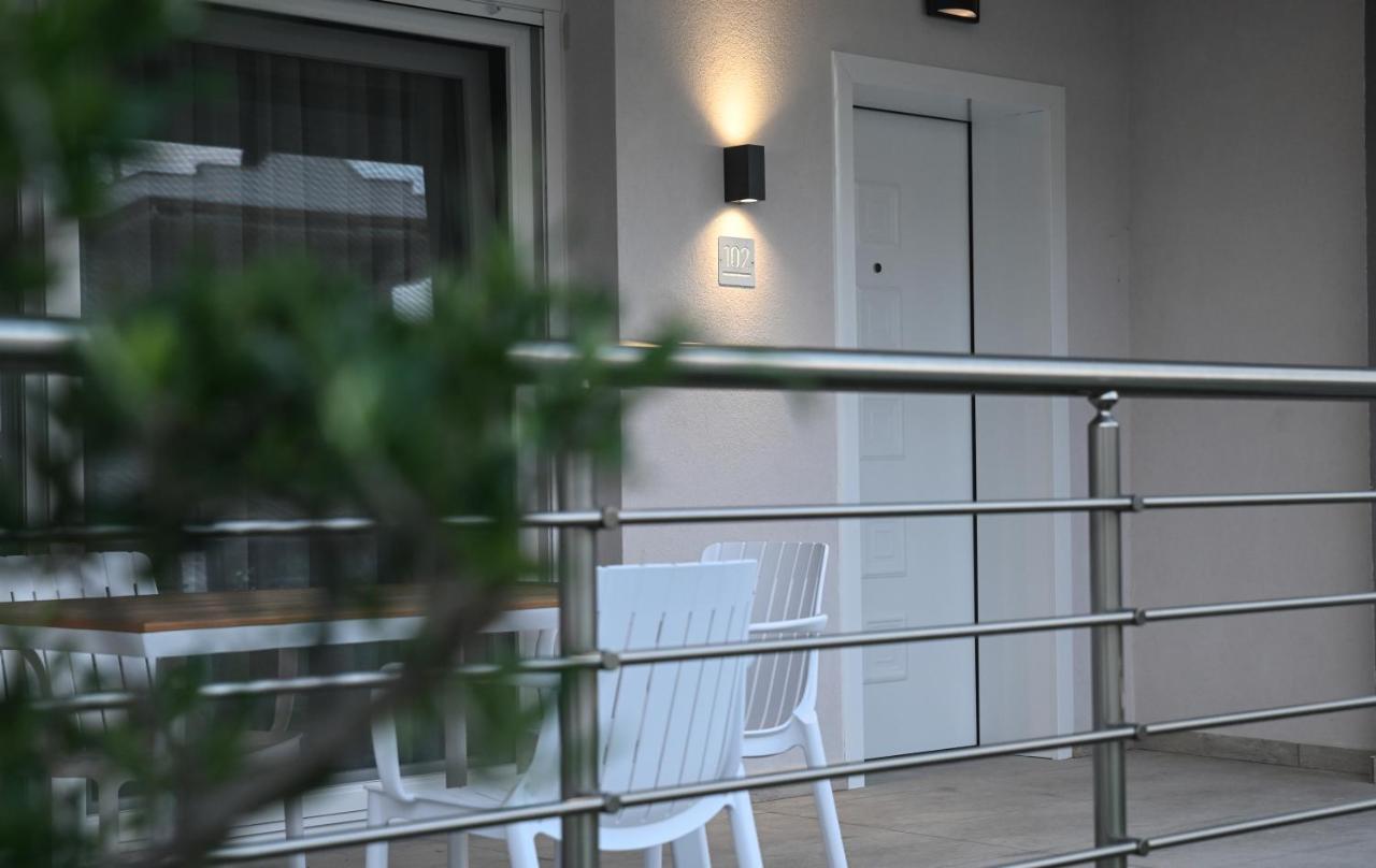Néa Péramos Faidra Apartments מראה חיצוני תמונה